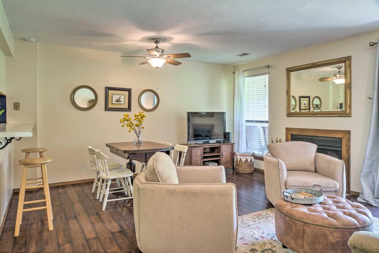 Appartamento Pet-Friendly Branson Retreat With Pool And Golf Access Esterno foto